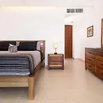 Nah Ha 601 Oceanfront Condo With Pool