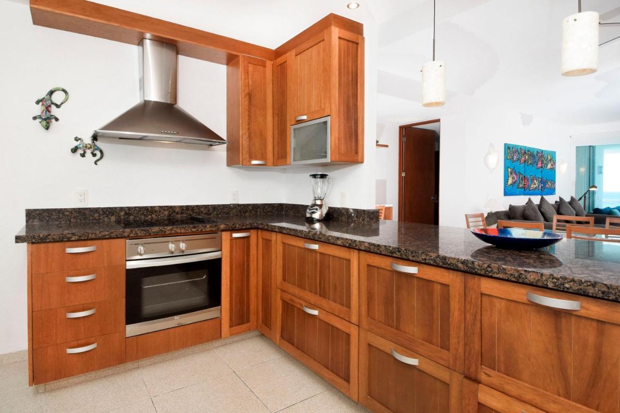 Apartment Nah Ha 601 Oceanfront With Pool